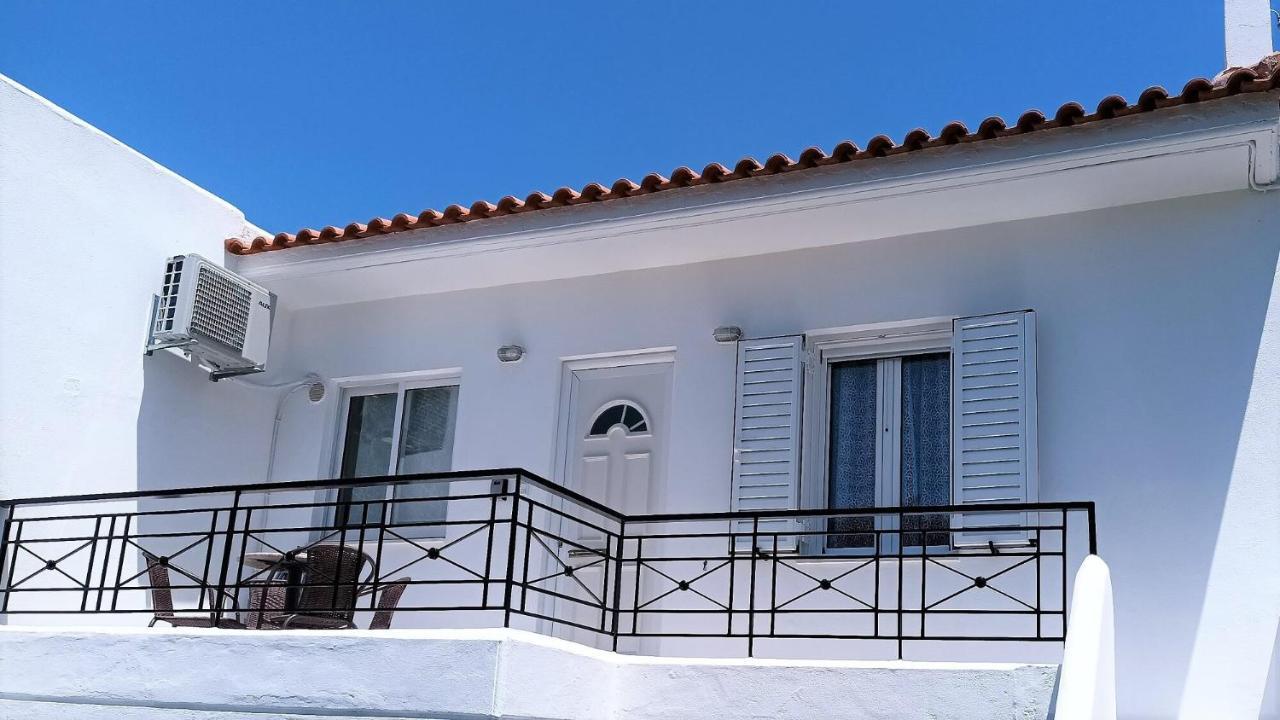 Dea Del Mare Complex In Front Of The Sea. Sounion Exterior foto